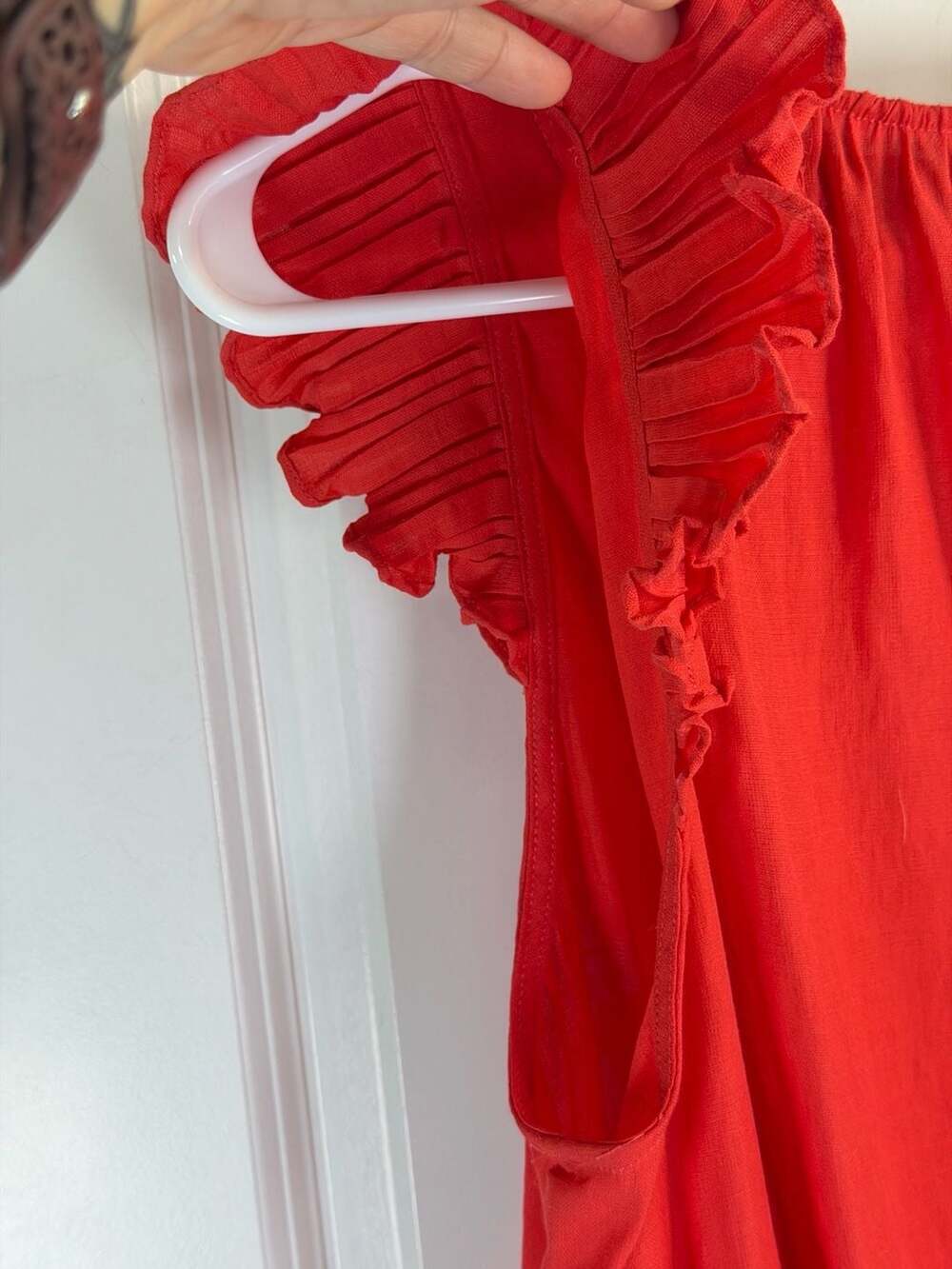 DO+BE Red Pleated Ruffle Trim Sleeveless Smocked Hem Blouse - Picture 5 of 7